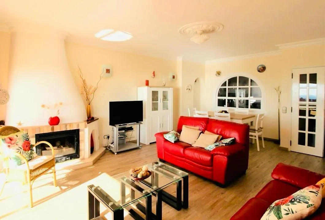 Dreamy Sea View Apartment With Access To Private Pool & Stunning Rooftop Praia Da Luz 0*,  Portugal