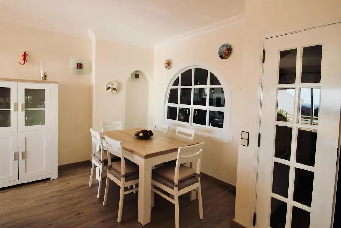 Dreamy Sea View Apartment With Access To Private Pool & Stunning Rooftop Praia Da Luz Portugal