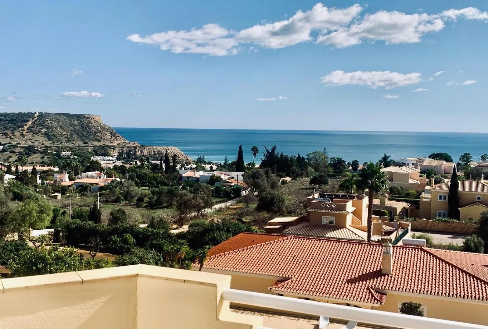 Dreamy Sea View Apartment With Access To Private Pool & Stunning Rooftop Praia Da Luz