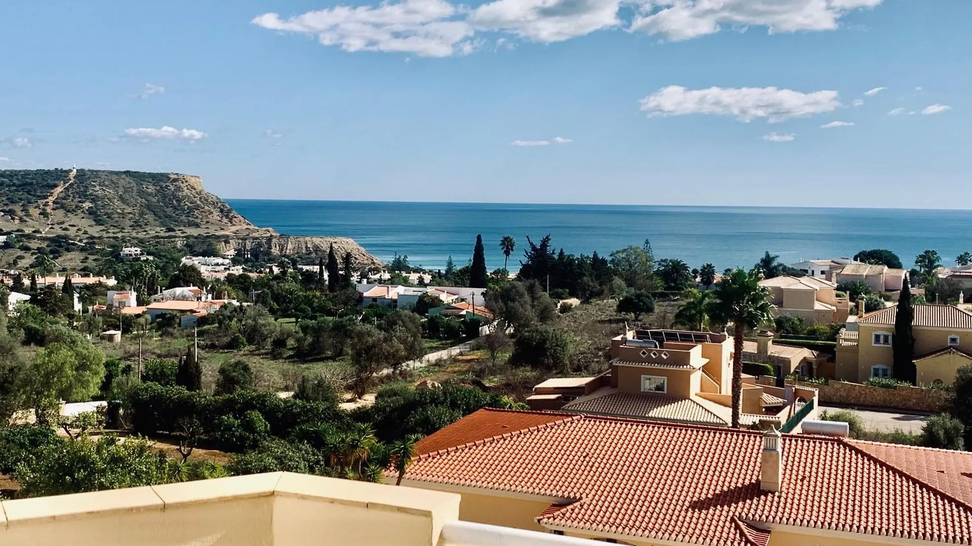 Dreamy Sea View Apartment With Access To Private Pool & Stunning Rooftop Praia Da Luz